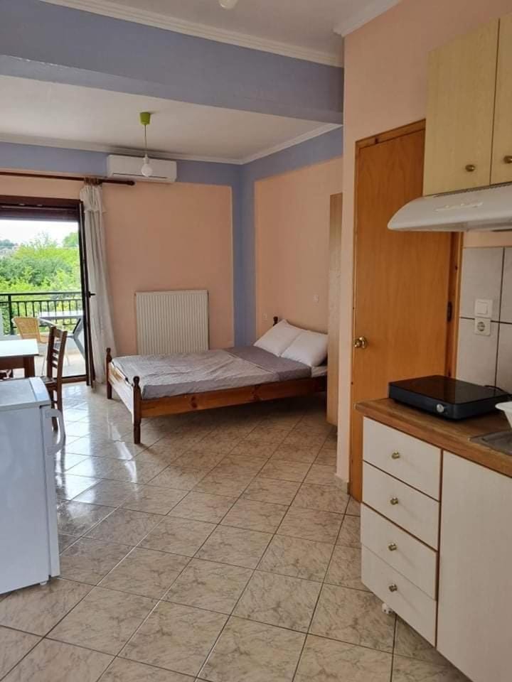 Chris studios Apartment in Lefkada, Lefkada Municipality, Greece