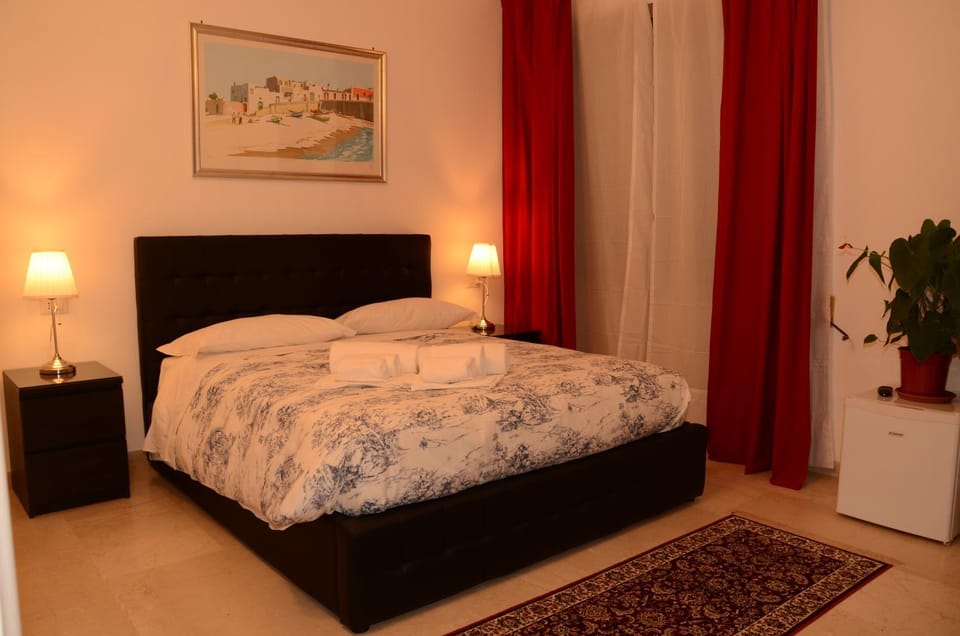 Shower, Toilet, Bathroom, TV and multimedia, Coffee/tea facilities, View (from property/room)