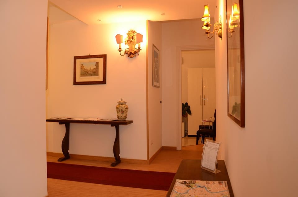 TV and multimedia, Coffee/tea facilities, View (from property/room), Other