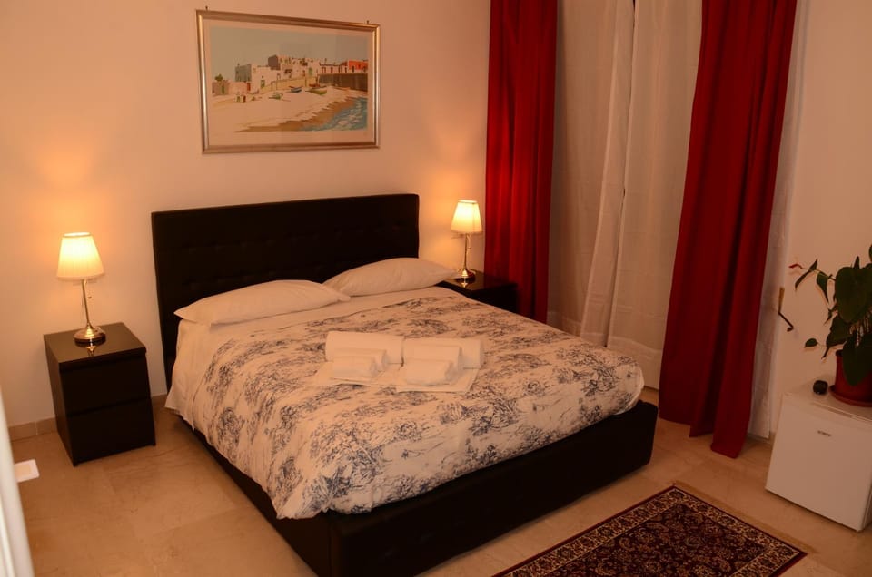 Shower, Bathroom, TV and multimedia, Coffee/tea facilities, View (from property/room), Bedroom