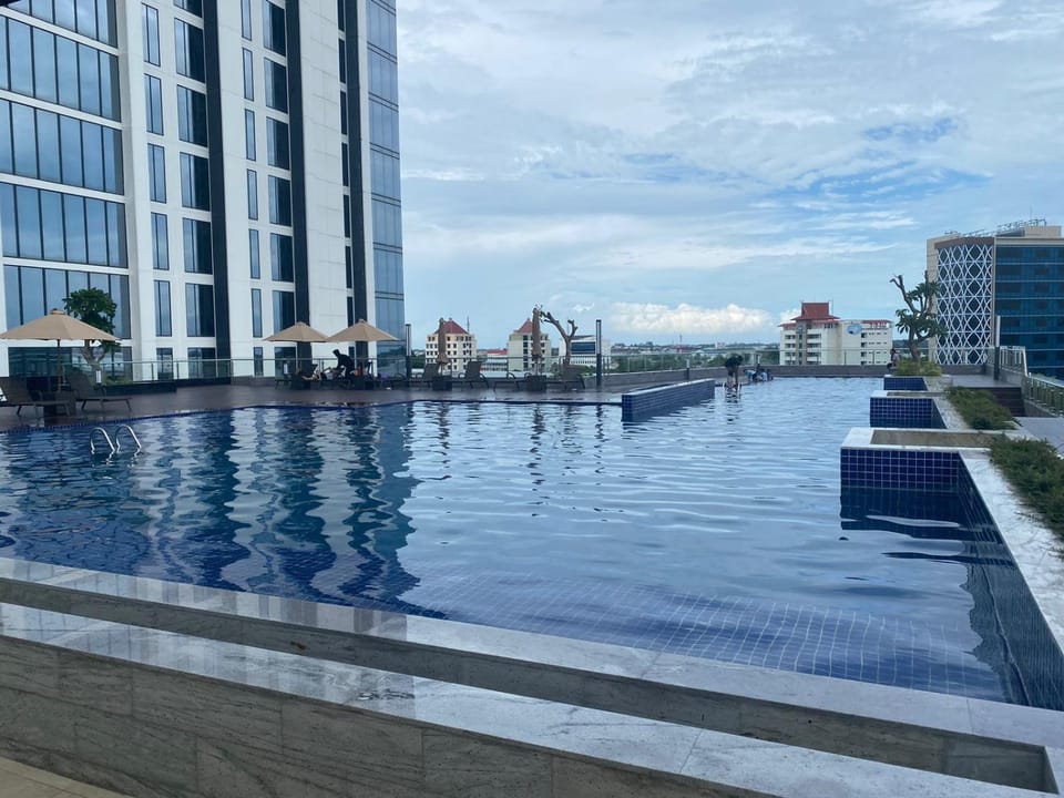 Swimming pool, Swimming pool