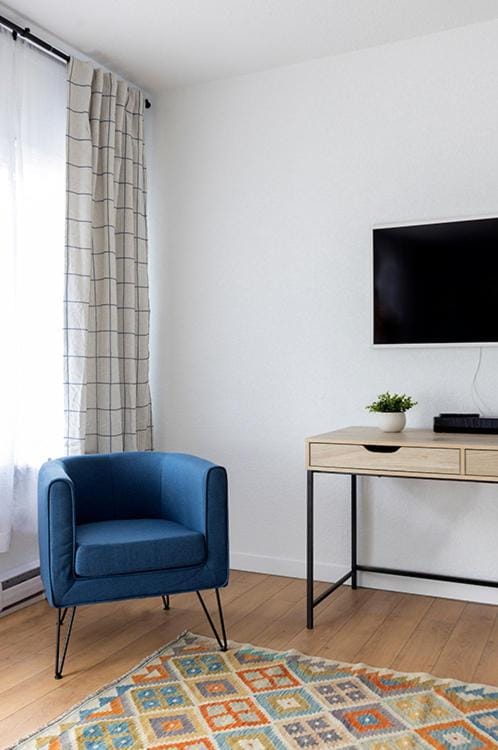 TV and multimedia, Seating area