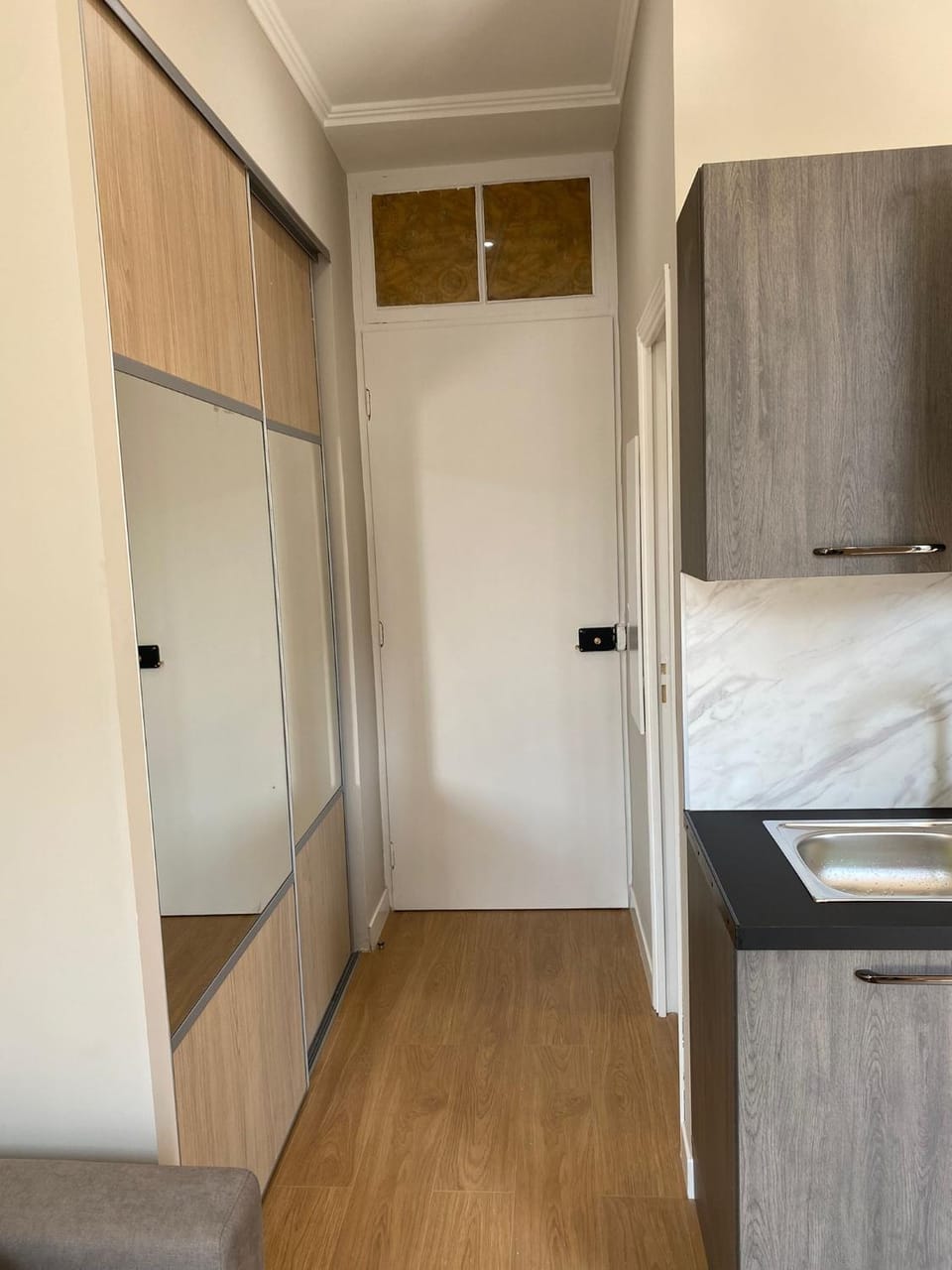 Facade/entrance, storage, wardrobe