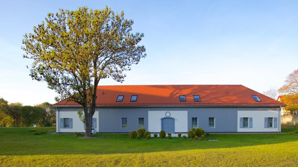 Facade/entrance, Garden, Hiking, Area and facilities