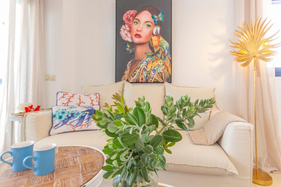 Living room, Decorative detail
