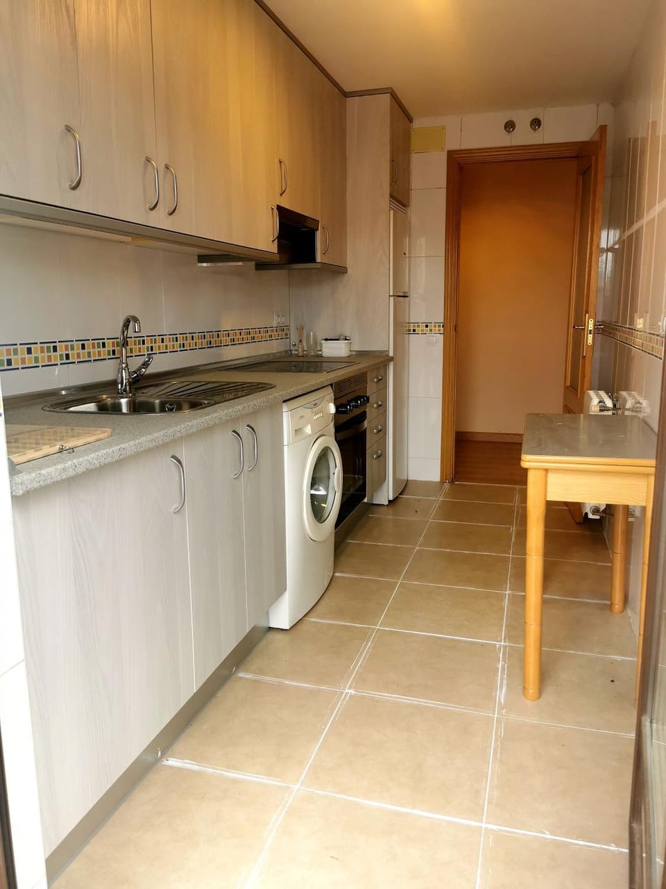 Kitchen or kitchenette, minibar, pet friendly, stove, washing machine