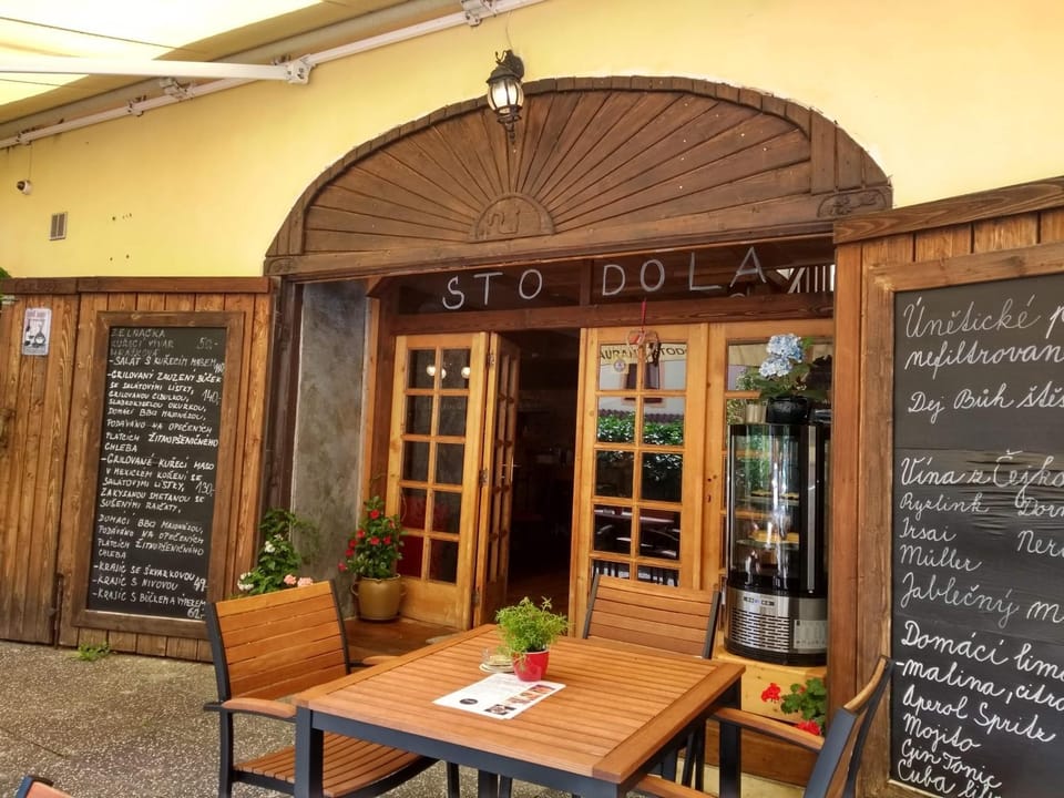 Stodola-soukromý apartmán pro dva s venkovní vířivkou Apartment in Czechia