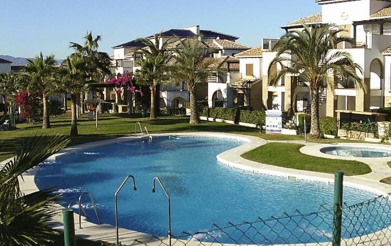Property building, Swimming pool