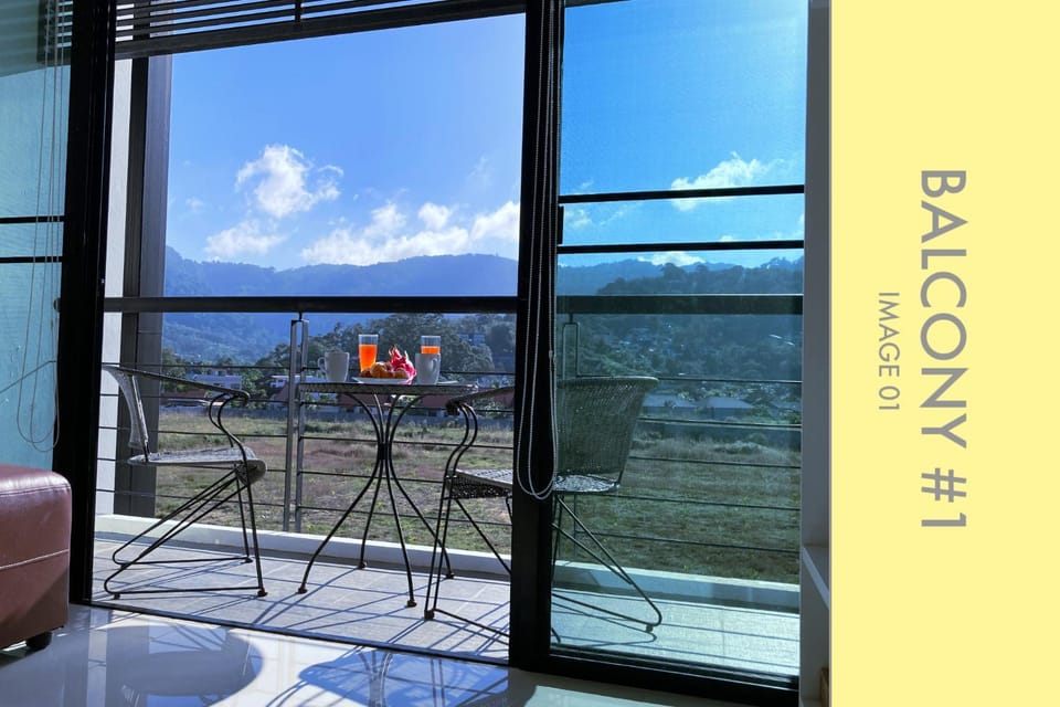 Balcony/Terrace, Mountain view