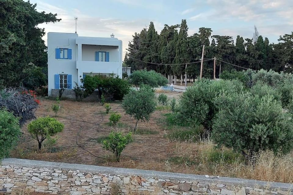 Property building, Garden view, Sea view