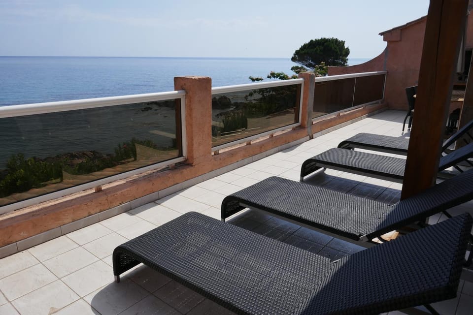 Natural landscape, Balcony/Terrace, Sea view, sunbed