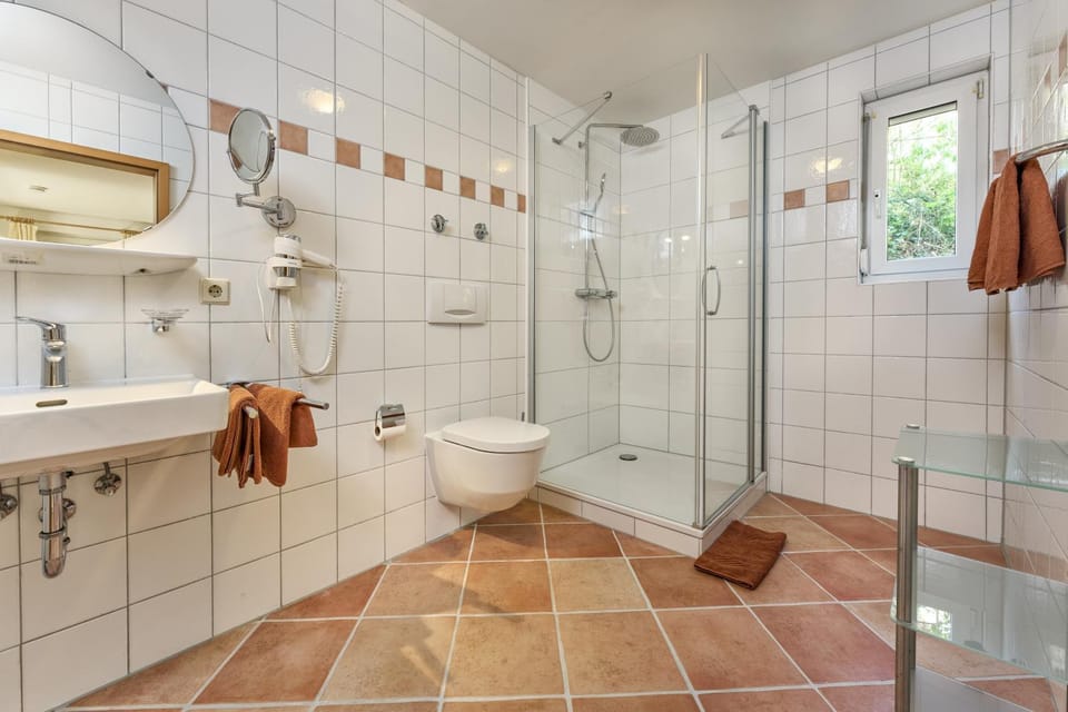 Thermen Appartements Gabriela, Appartement 60 qm, EG Apartment in Freiburg