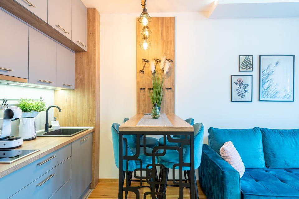 Kitchen or kitchenette, Living room, Decorative detail, Dining area, kitchen