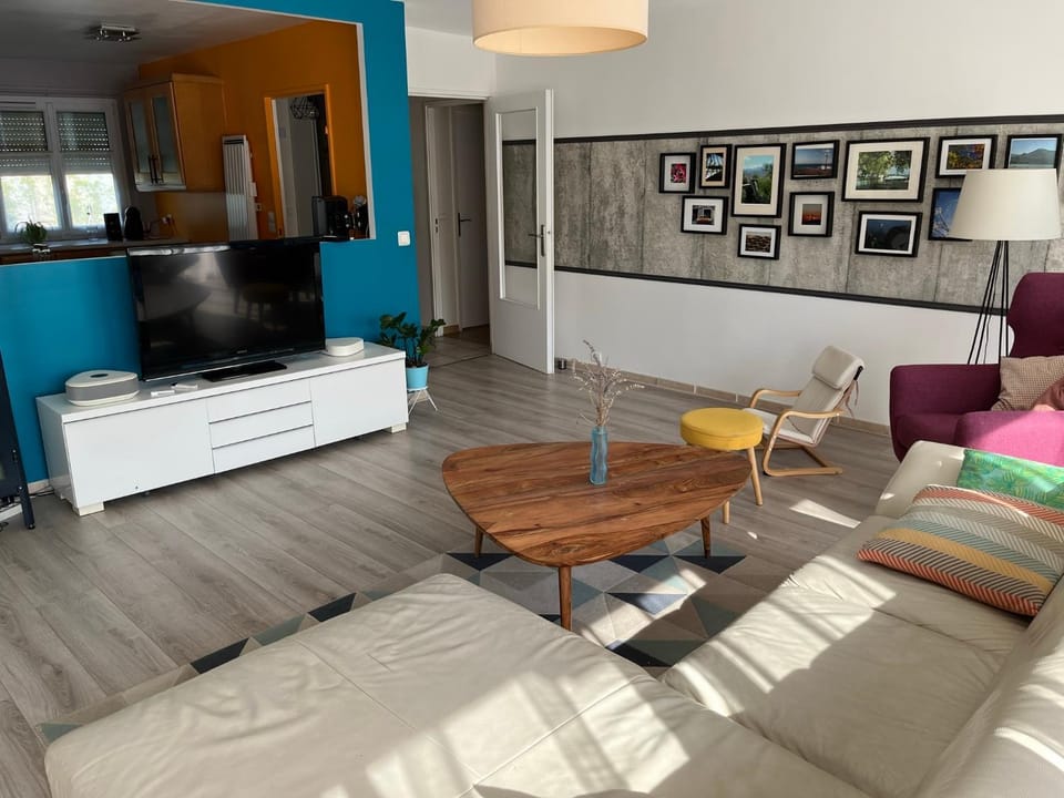 TV and multimedia, Living room