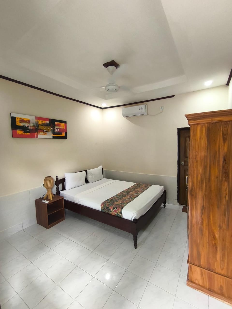 Bed, Photo of the whole room, Bedroom, wardrobe, air conditioner