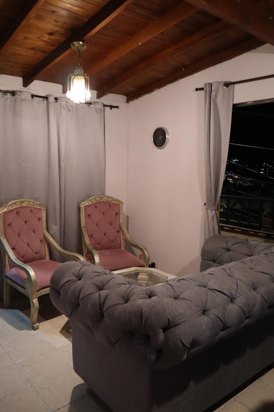 Wonderful house with views in Medellin-fiber optics Apartment in Medellin