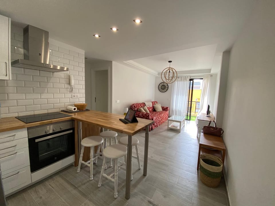 Dining area, stove, kitchen