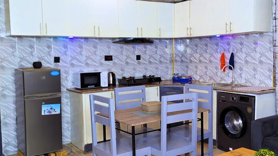 Family Home by Havana Properties with WIFI & Free Parking near Sawa Sawa Bay Beach Restaurant Apartment in City of Dar es Salaam
