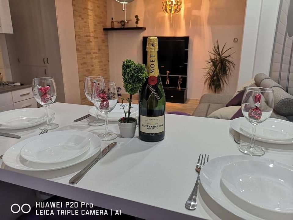 Apartament Mario Mamaia Nord Plaja Zanzibar Apartment in Constanța County