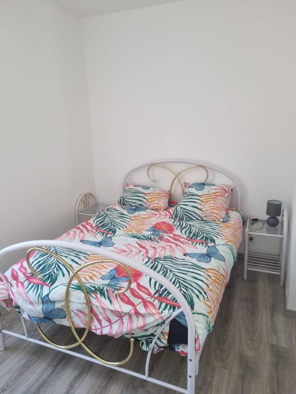 Appartement séjour , cure Cransac au 1er étage 2 nuits minimum Apartment in Occitanie
