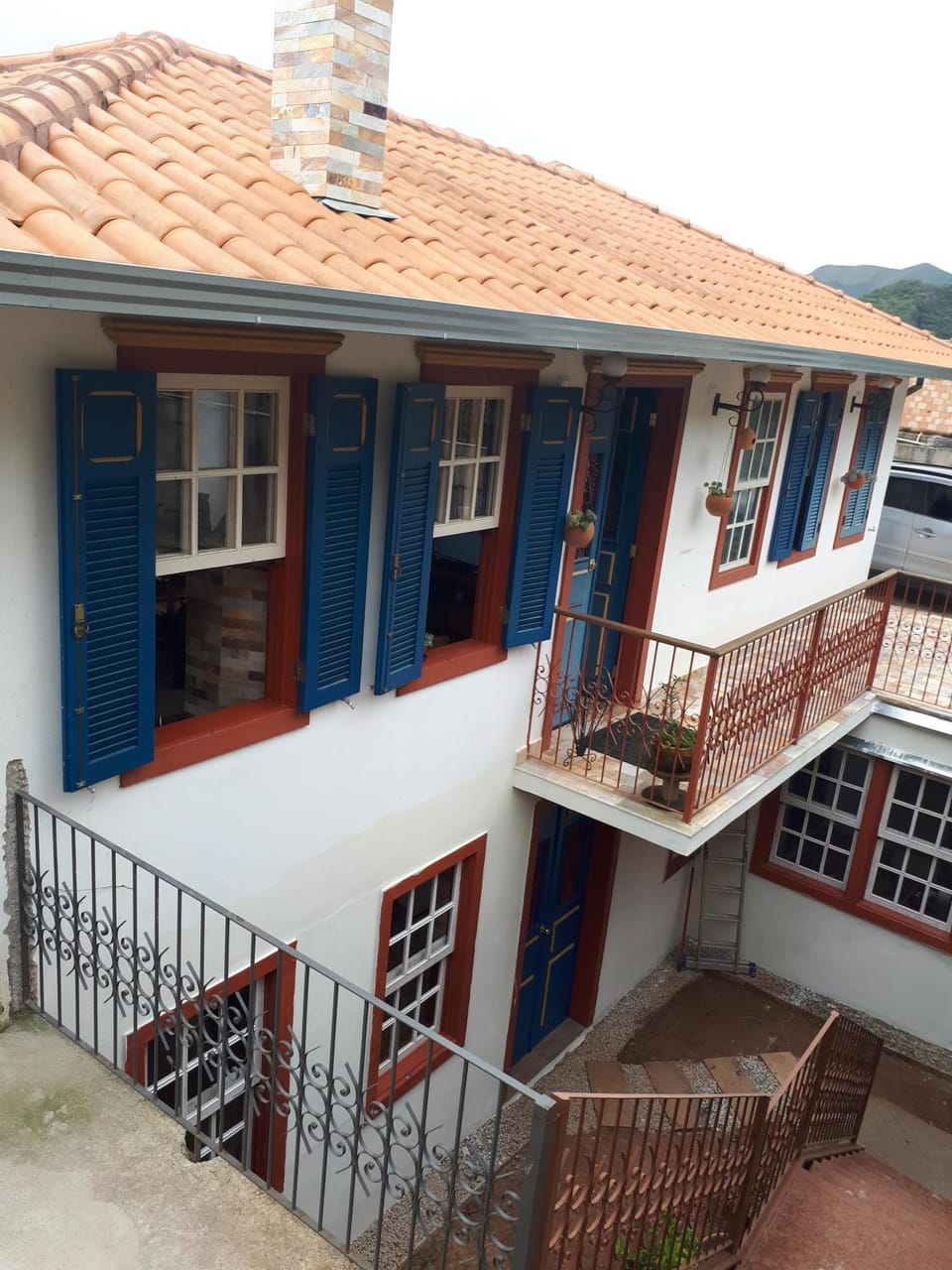 Property building, Patio, Garden, Balcony/Terrace