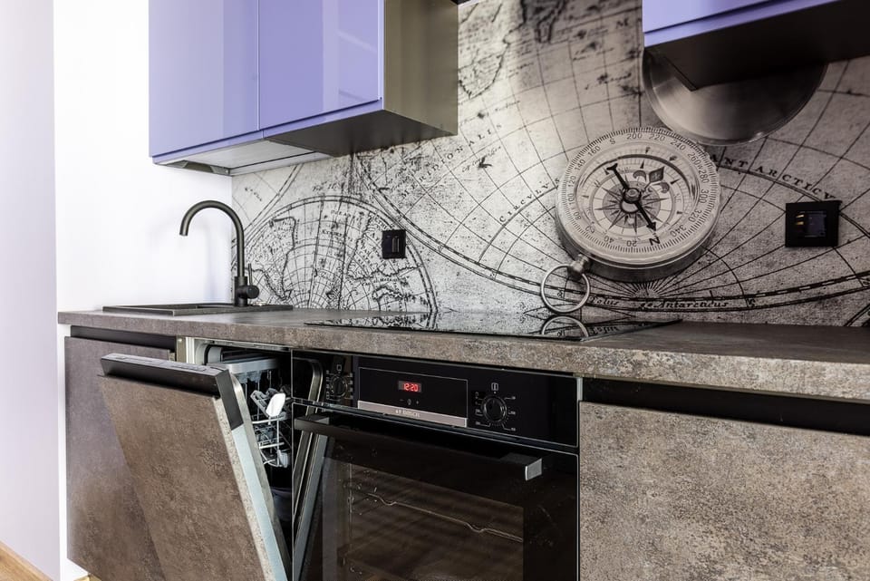 Kitchen or kitchenette