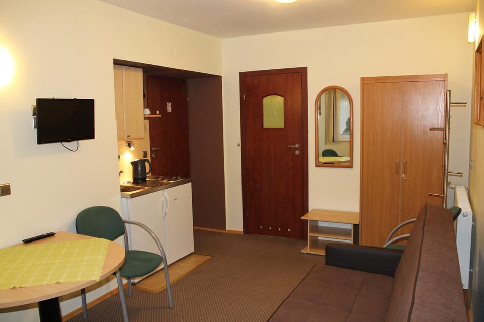 Kitchen or kitchenette, Photo of the whole room