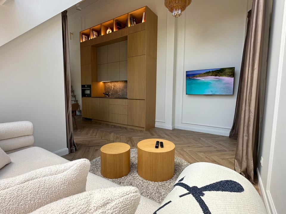 White Penthouse Juodkrante Apartment in Klaipėda County, Lithuania