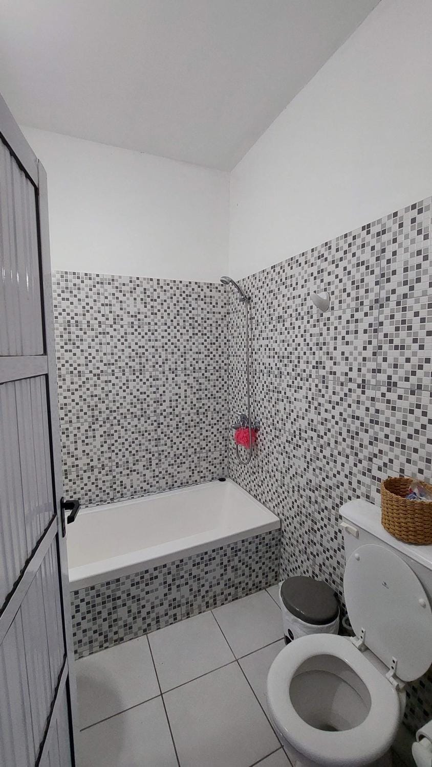 Bathroom, Bath