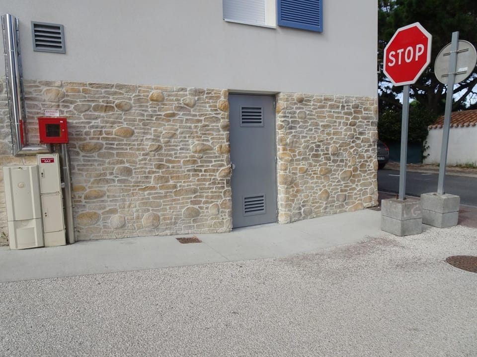 Appartement 2 pièces, 2 couchages, La Guérinière, balcon, parking - FR-1-224B-171 Apartment in Pays de la Loire