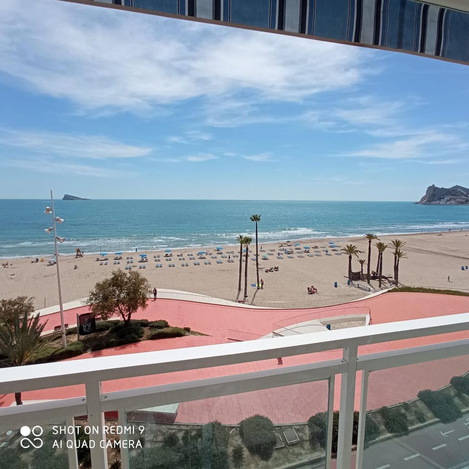 Espectacular apartamento en 1ª Línea de Playa Apartment in Benidorm