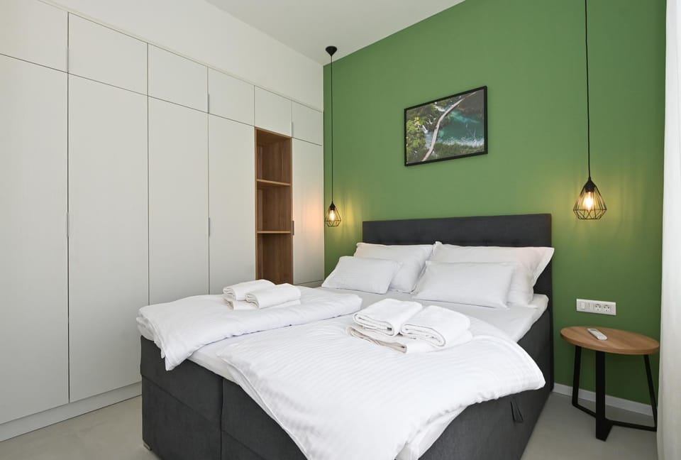 Bed, Bedroom, wardrobe