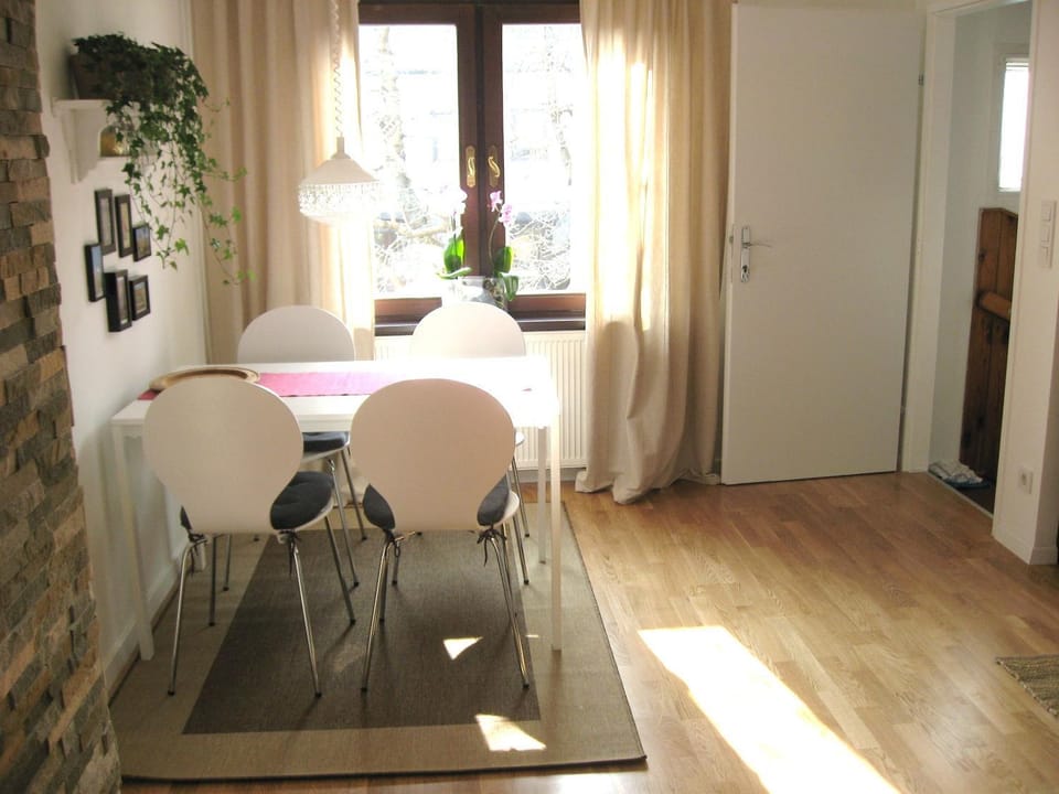 Decorative detail, Dining area