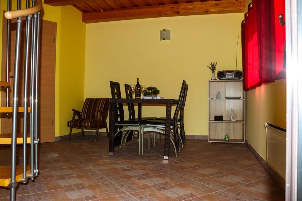 Počitniška hiška pod Hadikom Apartment in Slovenia