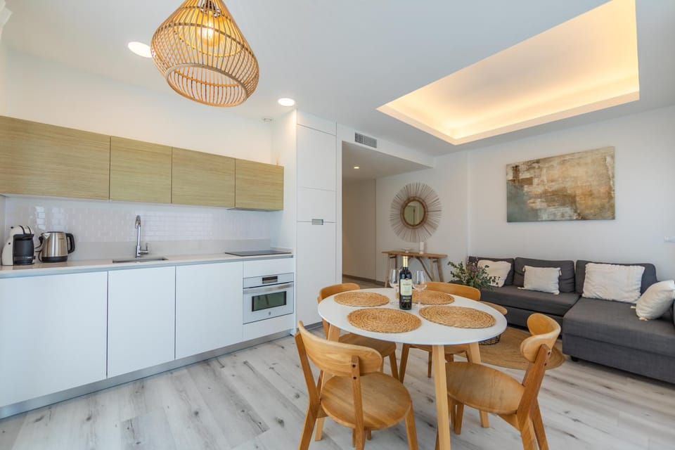 Living room, Dining area, kitchen