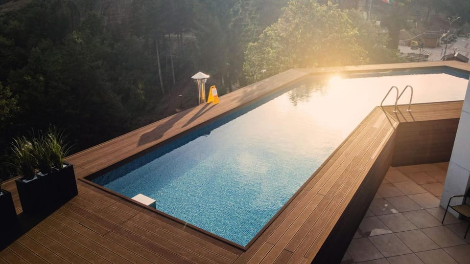 Pool view, Swimming pool