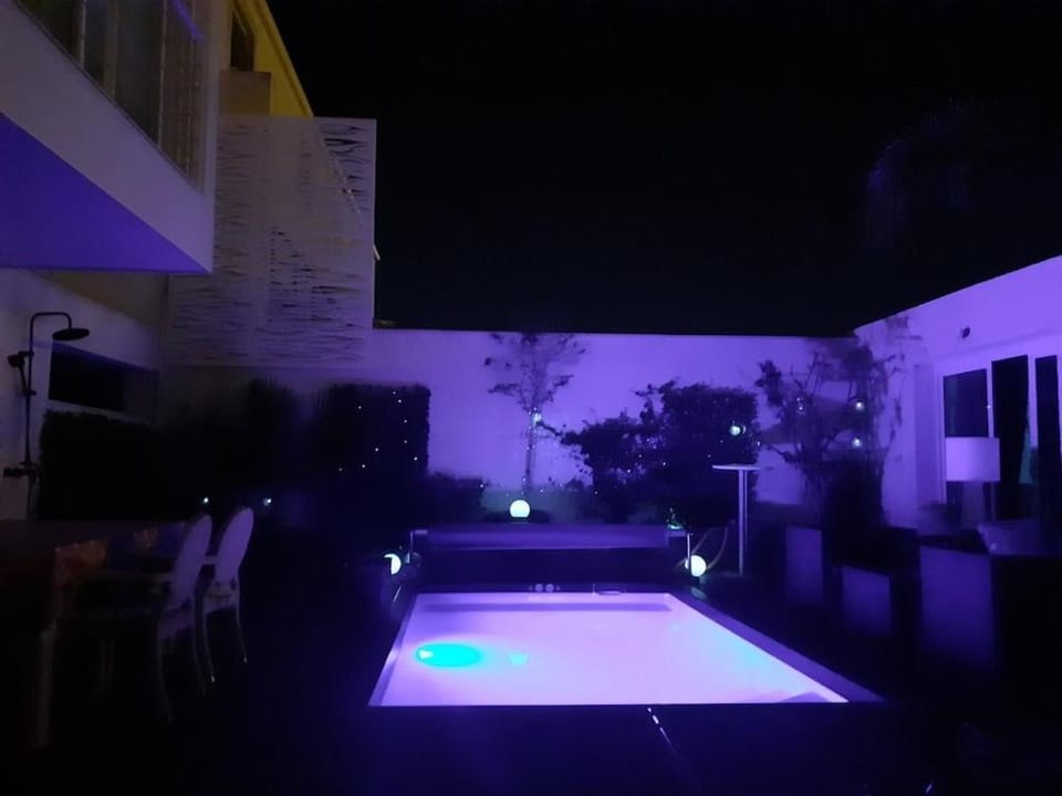 Logement dans une résidence de bien être avec jacuzzi et piscine chauffée Apartment in Palavas-les-Flots