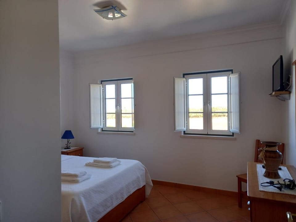 T2,Casa Sol e Mar 50464/AL Apartment in Vila Nova de Milfontes