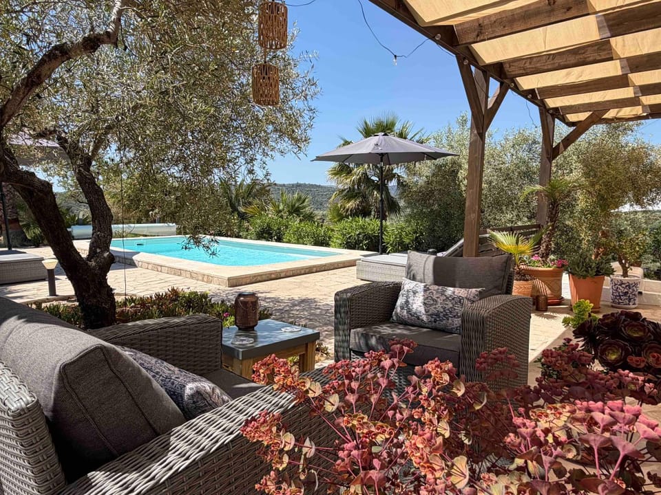 Lounge or bar, Swimming pool