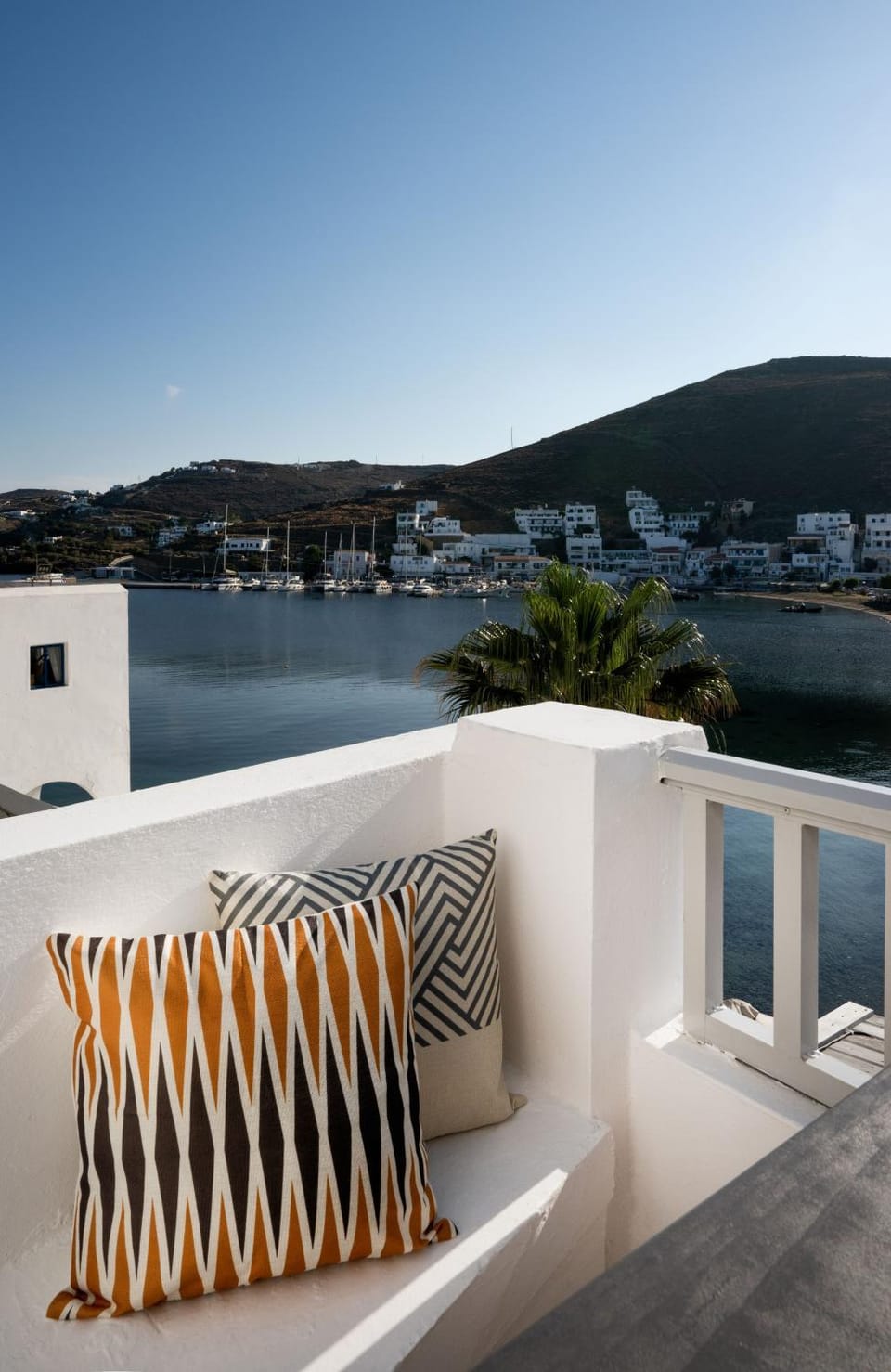 View (from property/room), Balcony/Terrace, Seating area, Sea view