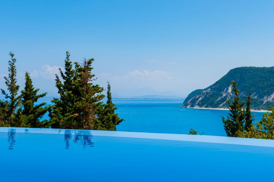 Natural landscape, Mountain view, Sea view, Swimming pool