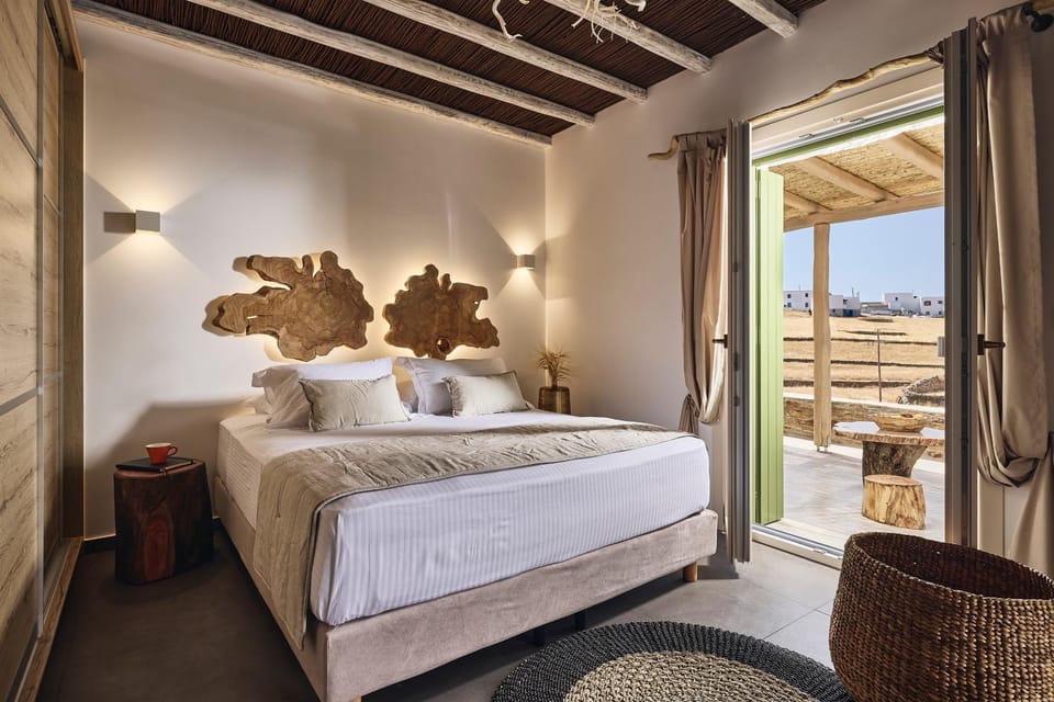 Bed, Balcony/Terrace, Bedroom
