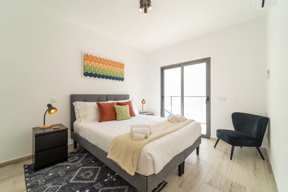 A GAIVOTA - Walking distance to Monte Clerigo and Amoreira beaches Apartment in Faro District