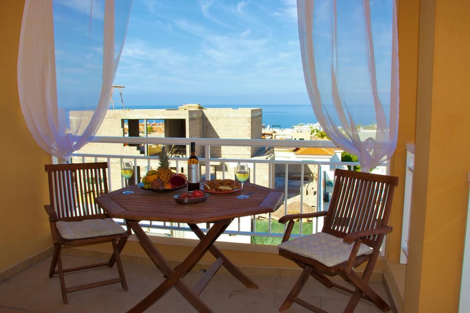Balcony/Terrace, Dining area, Sea view
