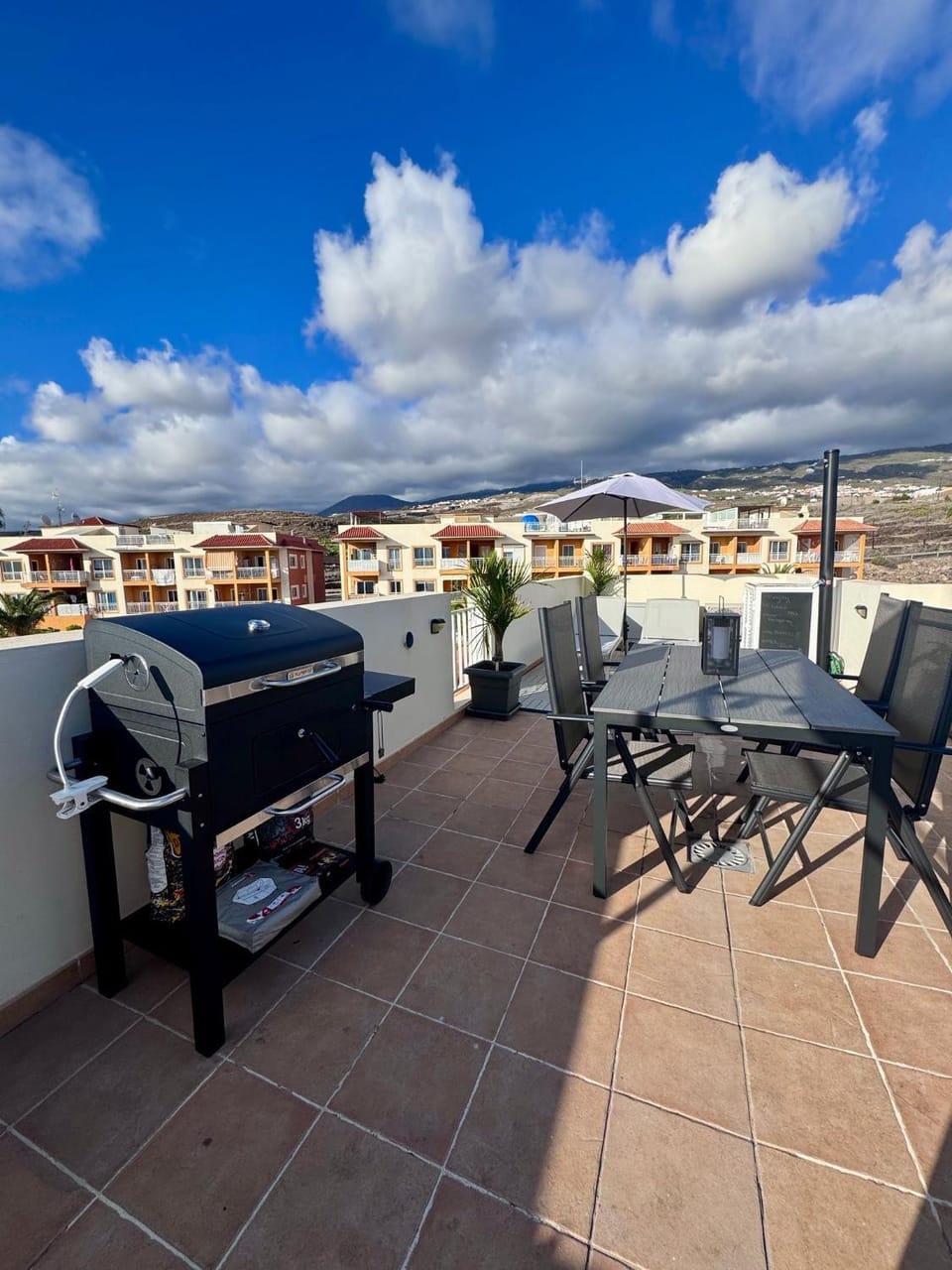 Patio, Natural landscape, Balcony/Terrace