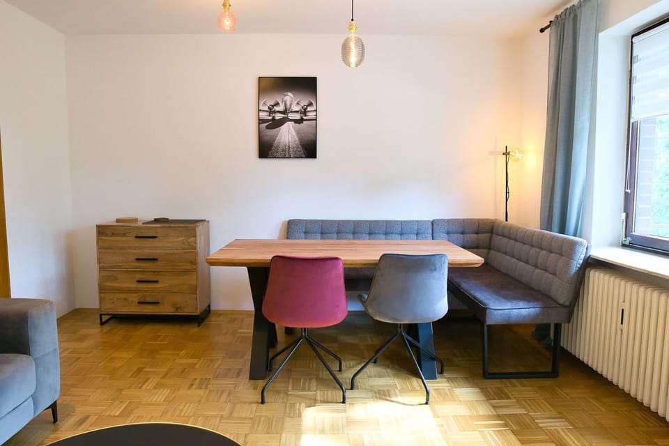 Stilvolle 2 Schlafzimmer Apartments Heidegarten, Osterheide, Zentrum Apartment in Heidekreis