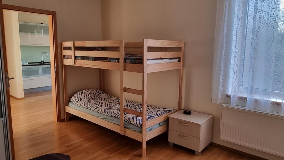 bunk bed