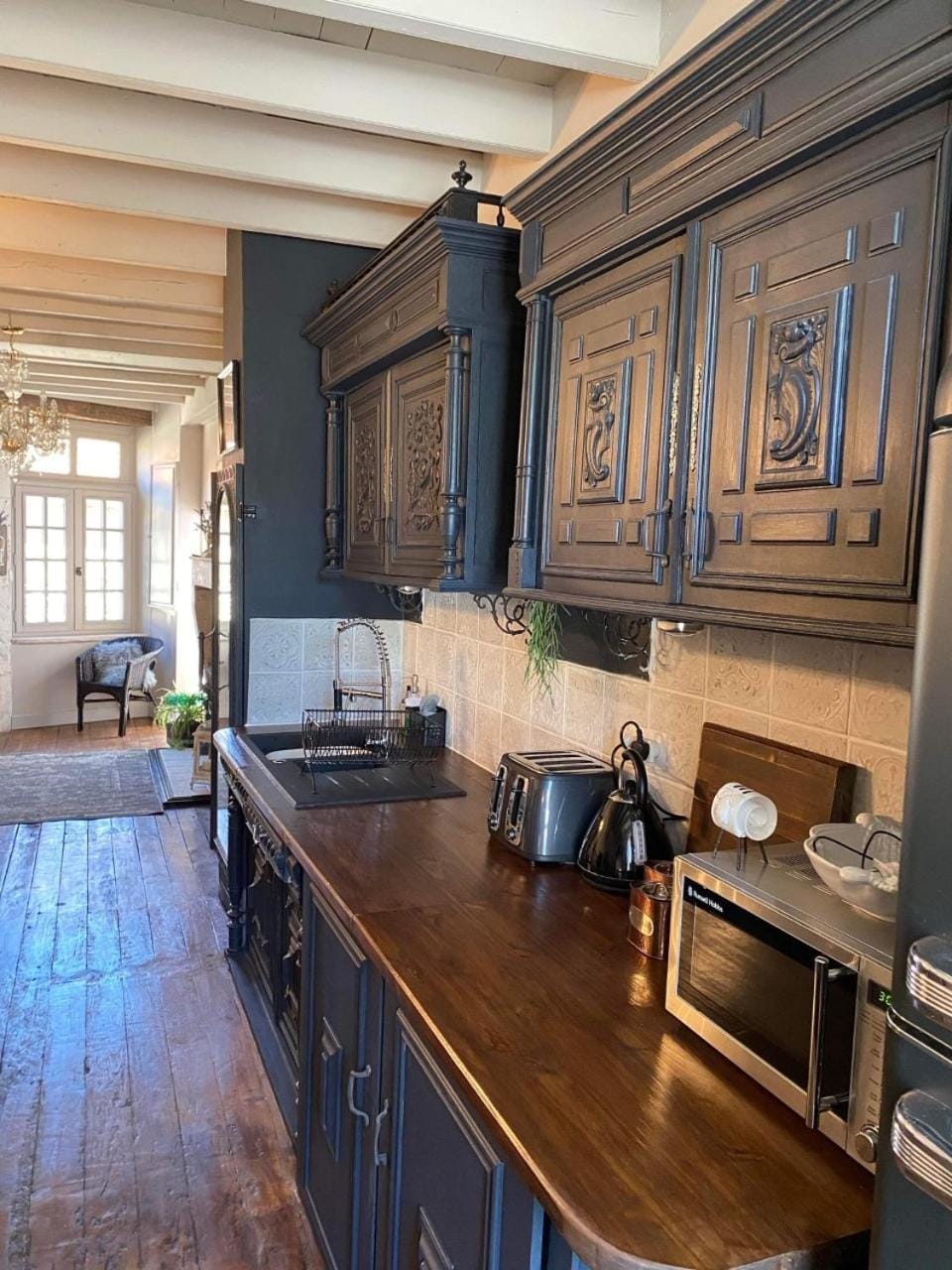 La Cour Blanche House in Nouvelle-Aquitaine