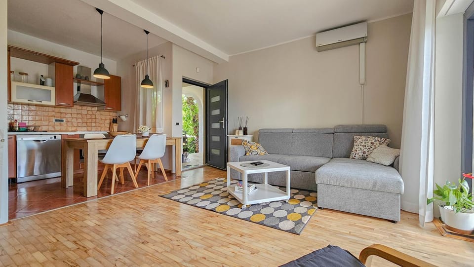 Renata Apartment in Novigrad