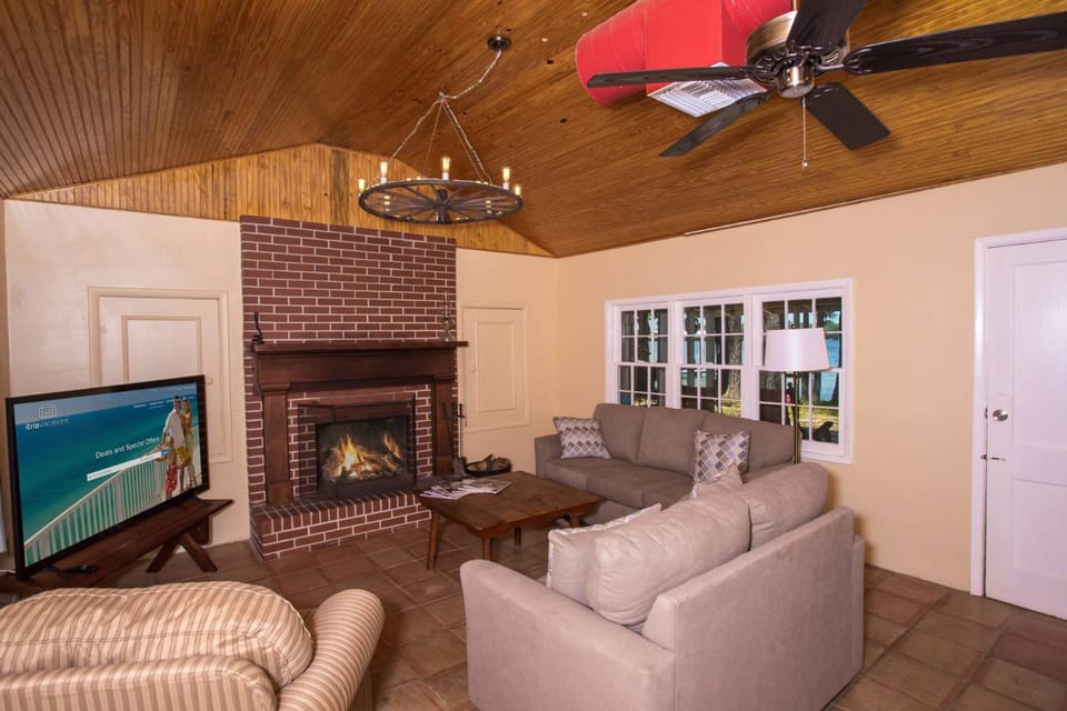 421 Eastview Drive House in Fort Walton Beach